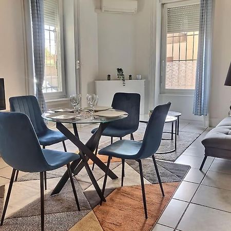 Appartement Elegant Et Confortable Cote Gare Amberieu-en-Bugey Luaran gambar