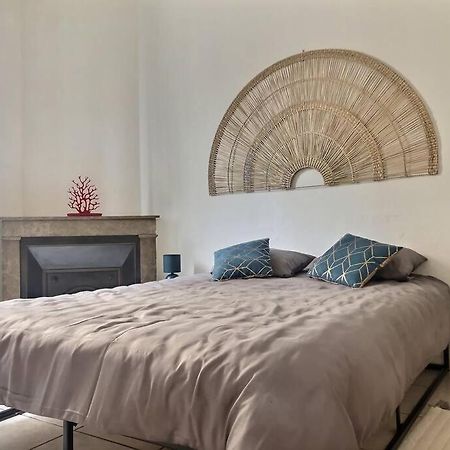 Appartement Elegant Et Confortable Cote Gare Amberieu-en-Bugey Luaran gambar